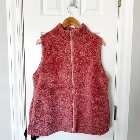 Pink Sherpa vest, size XL - Picture 1 of 3